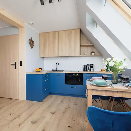 With Mountain View Hrube Wyzne In With Parking & Air Conditioning By Renters Διαμέρισμα *