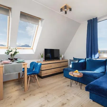 With Mountain View Hrube Wyzne In With Parking & Air Conditioning By Renters شقة *